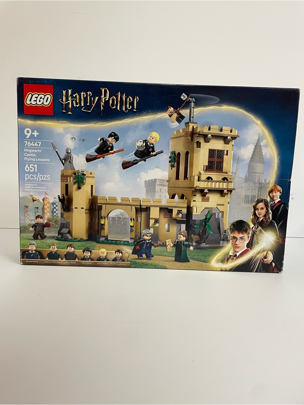 LEGO Harry Potter 76447 Hogwarts Castle Flying Lessons 651pc NEW SEALED